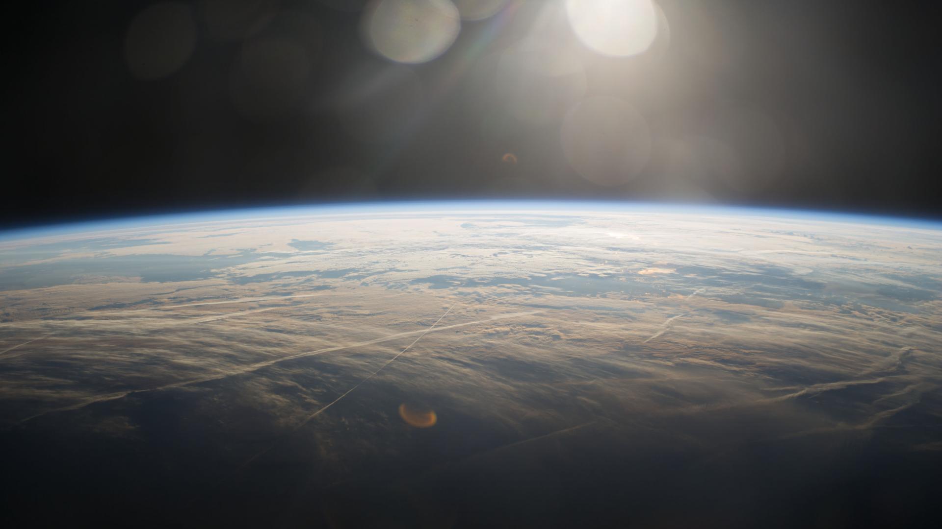 从太空看到的地球的地平线